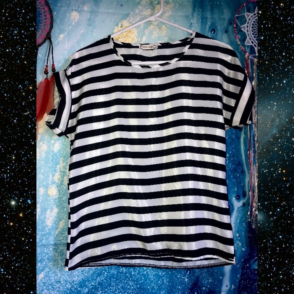 🎱 Striped Summer T-Shirt